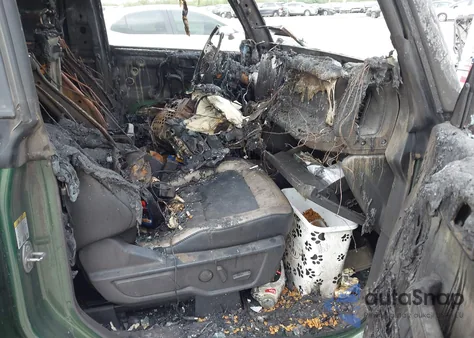 2023 Ford Bronco Wildtrak из США, поврежденный, VIN 1FMEE5DP6PLB44779